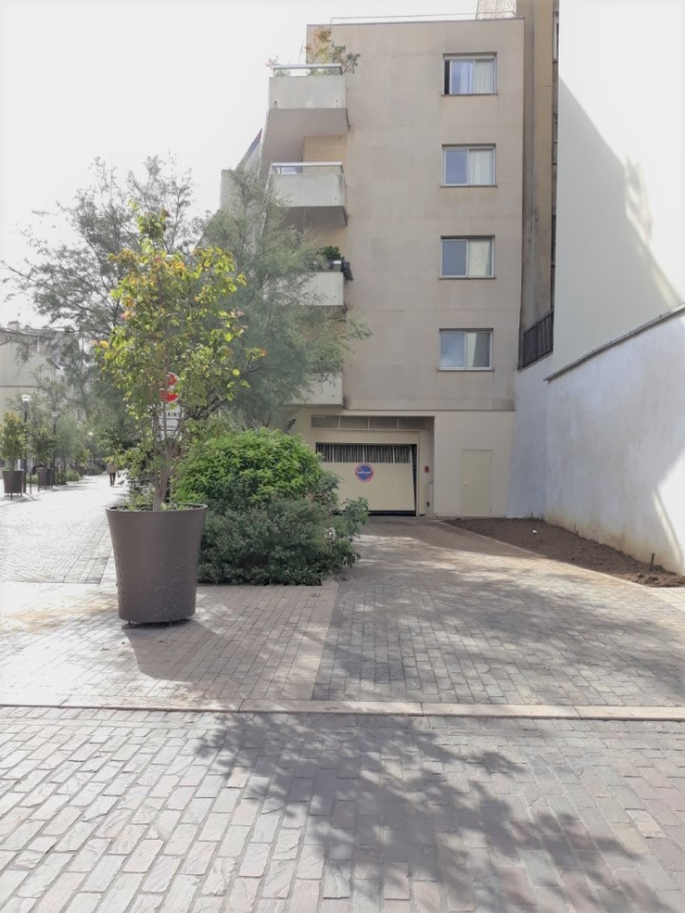 Entrée rue Lejemptel