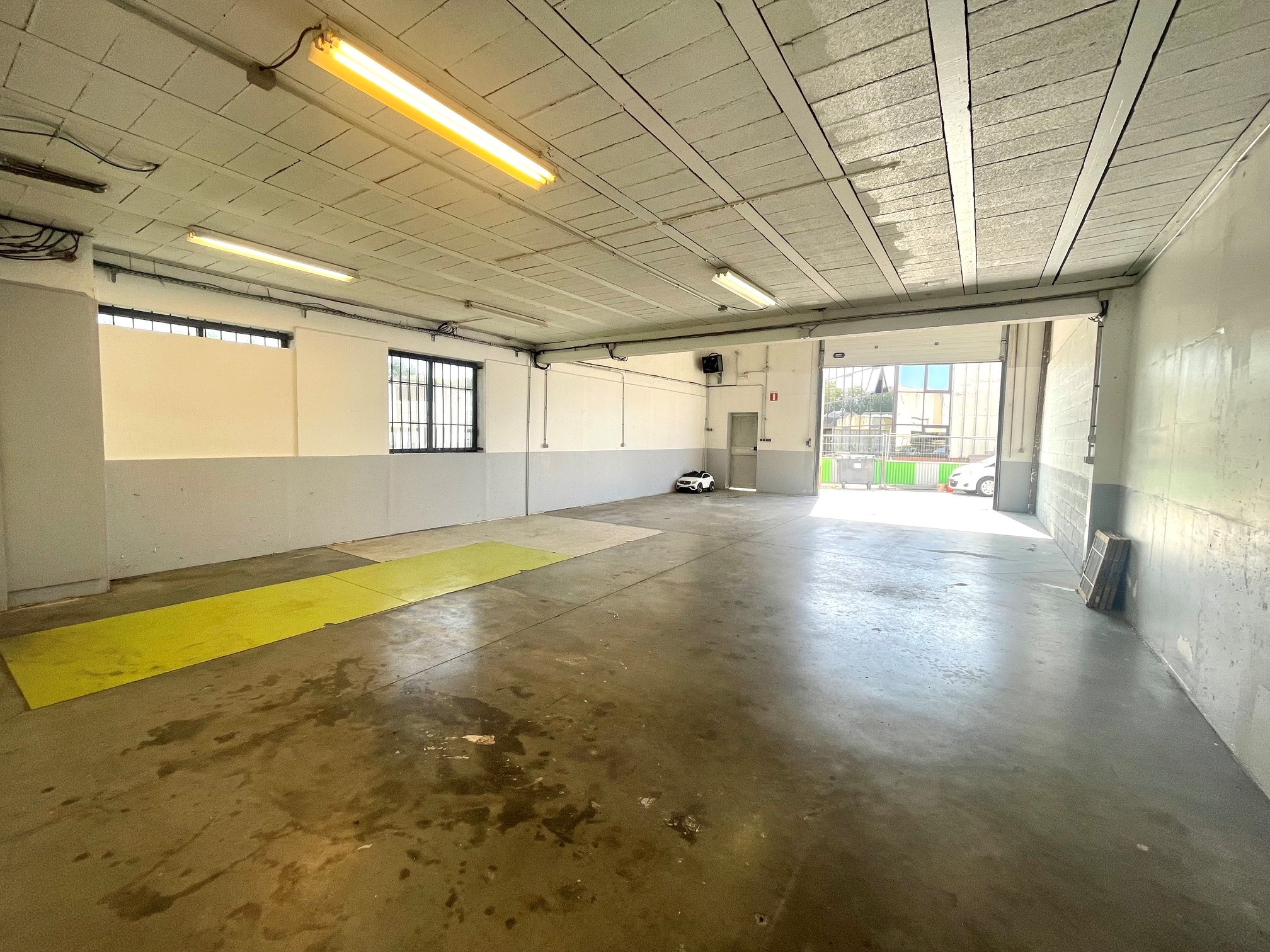 Local commercial 200 m² · à Vincennes · 200 m² · 1 450 €/mois